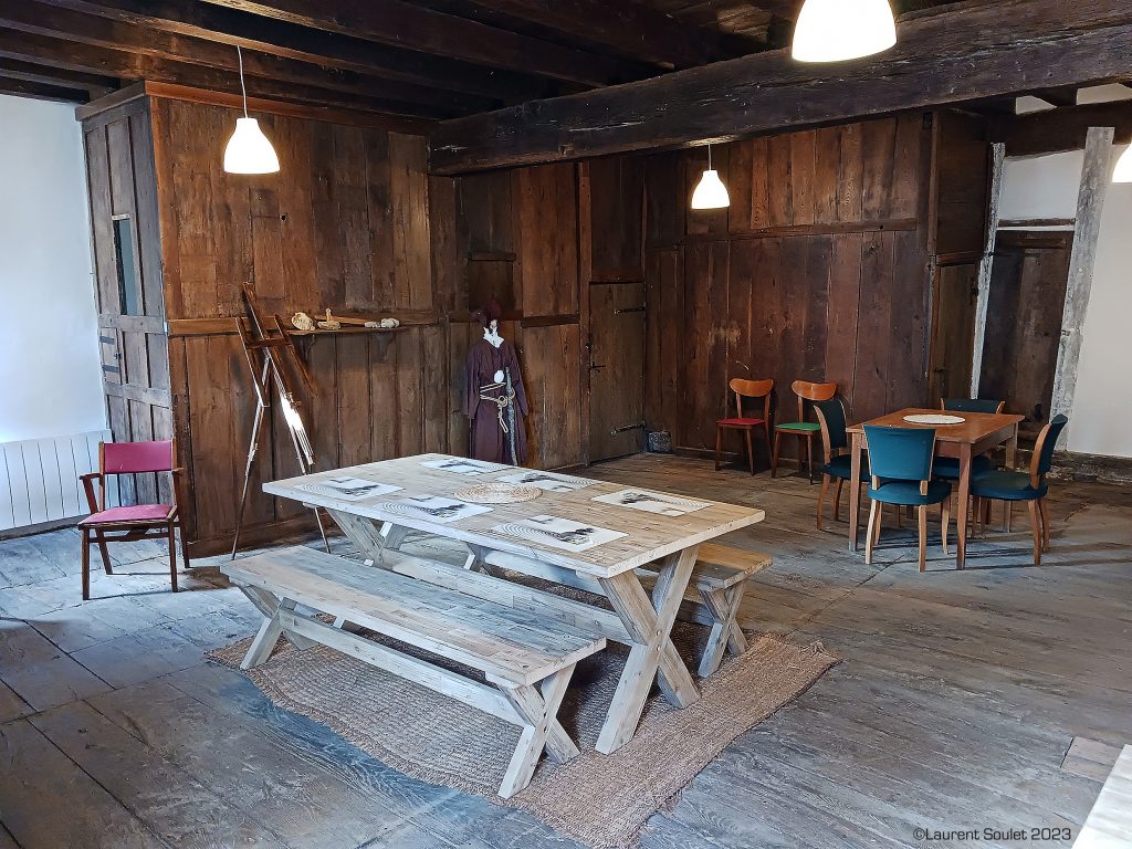 halte jacquaire de Charroux en Poitou, association Karrofum,